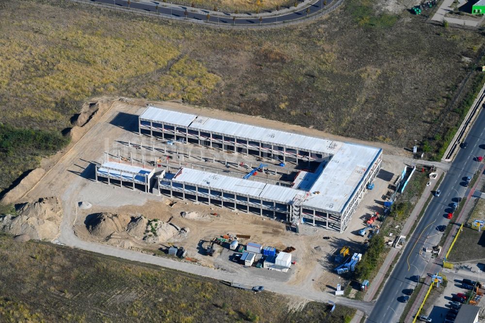 Berlin von oben - Neubau- Baustelle im Gewerbegebiet CleanTech Business Park im Ortsteil Marzahn in Berlin, Deutschland