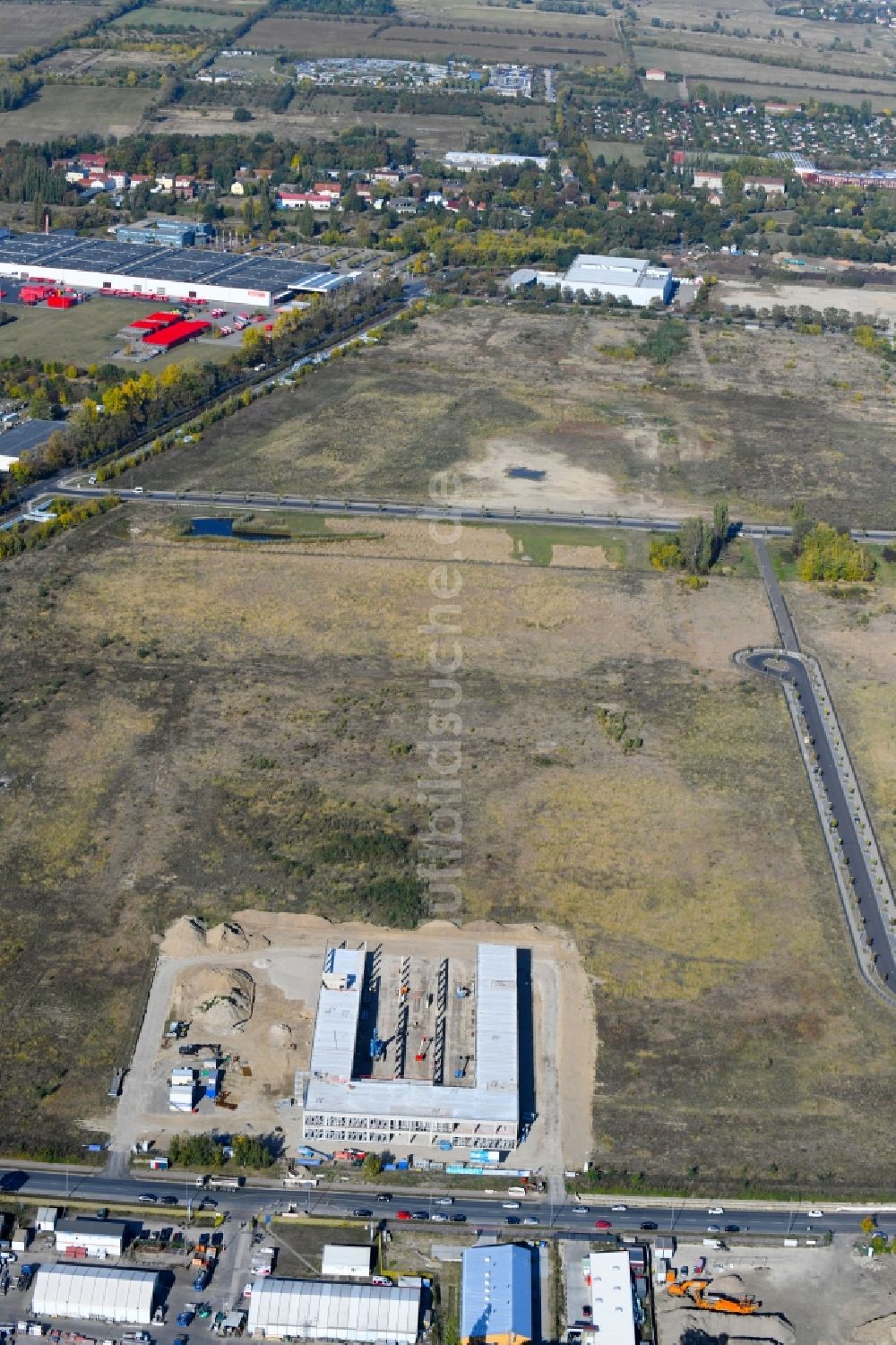 Luftbild Berlin - Neubau- Baustelle im Gewerbegebiet CleanTech Business Park im Ortsteil Marzahn in Berlin, Deutschland