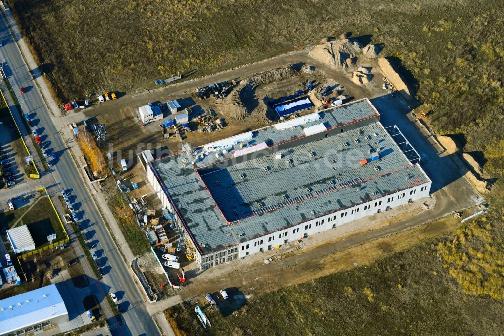 Luftbild Berlin - Neubau- Baustelle im Gewerbegebiet CleanTech Business Park im Ortsteil Marzahn in Berlin, Deutschland