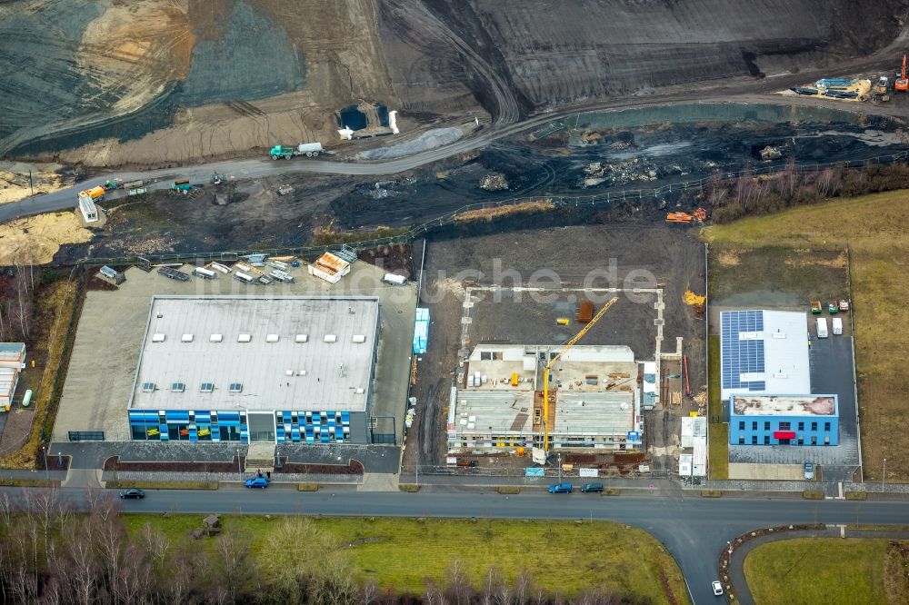 Gelsenkirchen von oben - Neubau- Baustelle im Gewerbegebiet im ehemaligen Zechengelände Graf Bismarck im Ortsteil Bismarck in Gelsenkirchen im Bundesland Nordrhein-Westfalen