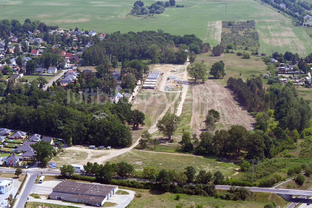 Fredersdorf-Vogelsdorf aus der Vogelperspektive: Neubau- Baustelle im Gewerbegebiet in Fredersdorf-Vogelsdorf im Bundesland Brandenburg, Deutschland