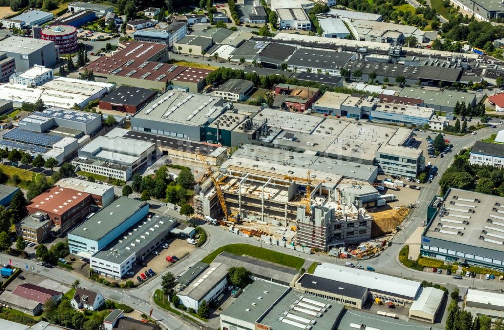 Ennepetal von oben - Neubau- Baustelle im Gewerbegebiet Oeklinghausen der BIW Isolierstoffe GmbH an der Memelstraße Ecke Pregelstraße in Ennepetal im Bundesland Nordrhein-Westfalen - NRW, Deutschland