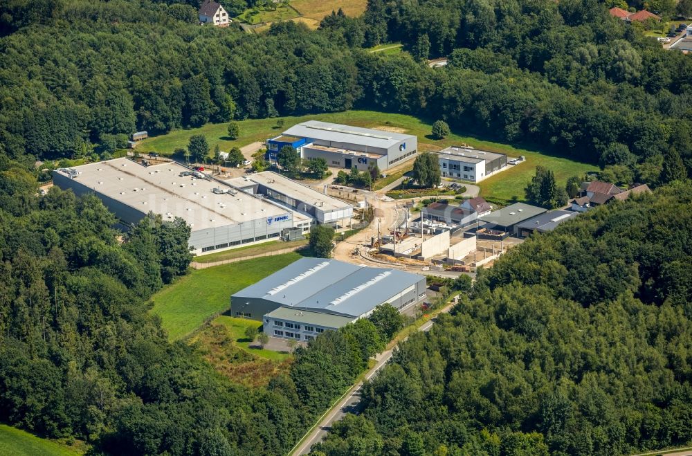 Sprockhövel aus der Vogelperspektive: Neubau- Baustelle im Gewerbegebiet im Stennert in Sprockhövel im Bundesland Nordrhein-Westfalen, Deutschland