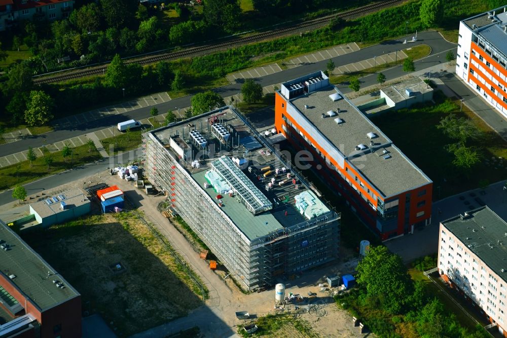 Luftbild Rostock - Neubau- Baustelle Instituts für Chemie an der Albert-Einstein-Straße in Rostock im Bundesland Mecklenburg-Vorpommern, Deutschland