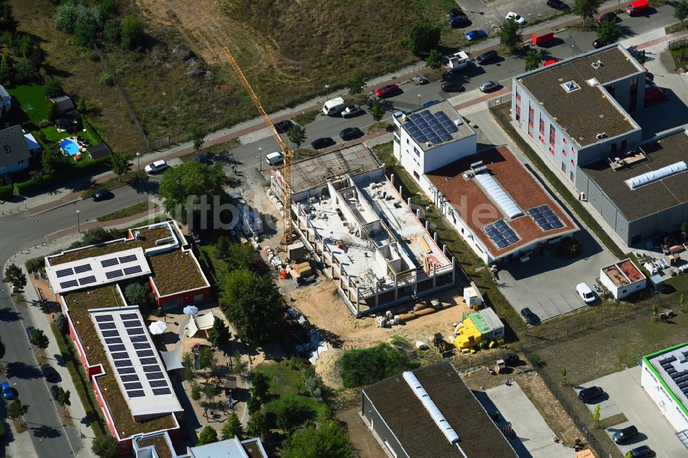 Luftaufnahme Berlin - Neubau- Baustelle im Ortsteil Johannisthal in Berlin, Deutschland