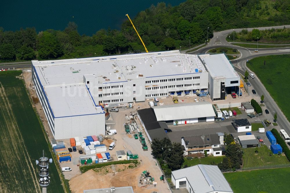 Pulheim aus der Vogelperspektive: Neubau- Baustelle der ProServ Management GmbH im Gewerbegebiet in Pulheim im Bundesland Nordrhein-Westfalen, Deutschland