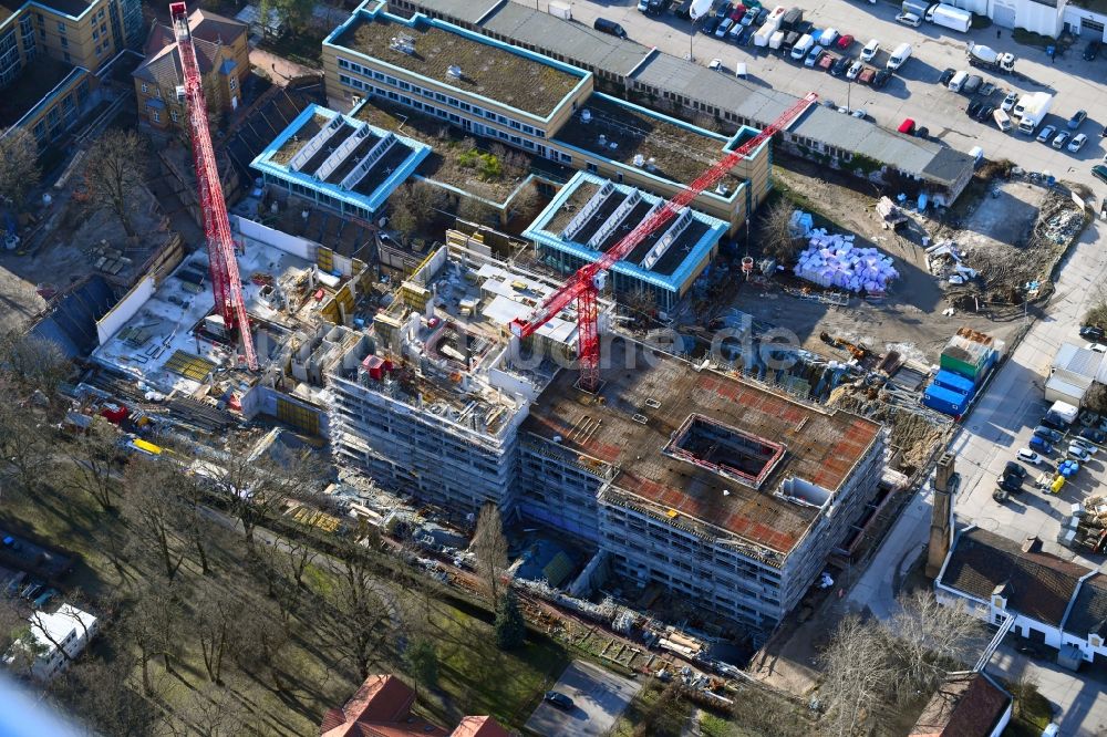 Berlin aus der Vogelperspektive: Neubau- Baustelle für ein Rehabilitationszentrum der Rehaklinik im Ortsteil Marzahn in Berlin, Deutschland