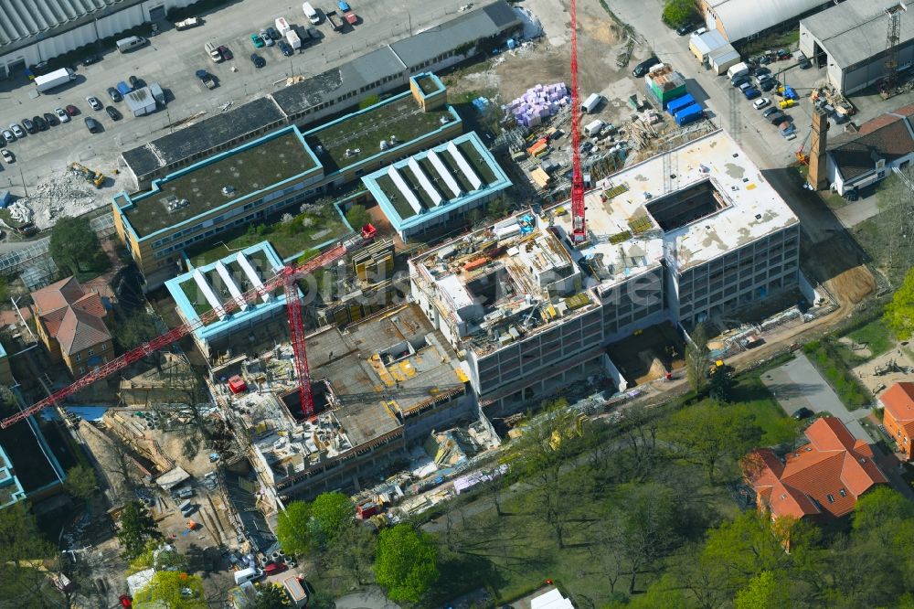 Luftbild Berlin - Neubau- Baustelle für ein Rehabilitationszentrum der Rehaklinik im Ortsteil Marzahn in Berlin, Deutschland