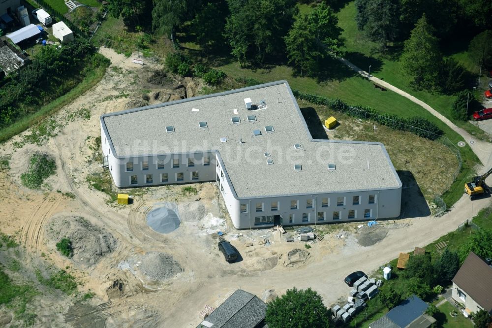 Fredersdorf-Vogelsdorf aus der Vogelperspektive: Neubau- Baustelle Verwaltungsgebäude der staatlichen Behörde Verwaltungsgebäudes der Gemeinde Fredersdorf-Vogelsdorf Am Rathaus im Ortsteil Fredersdorf in Fredersdorf-Vogelsdorf im Bundesland Brandenburg, Deutschland