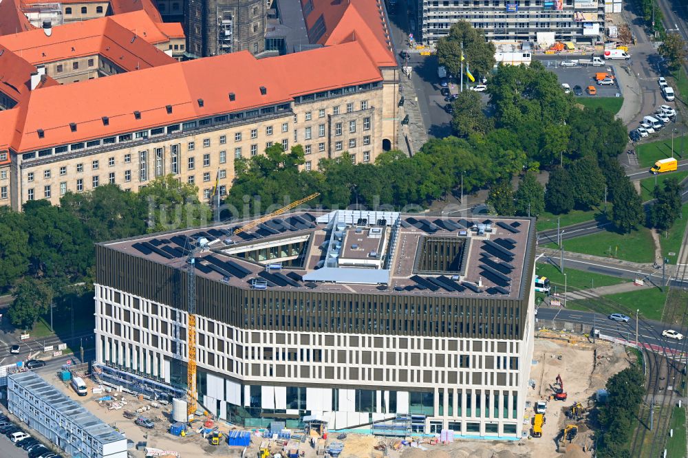 Dresden von oben - Neubau- Baustelle Verwaltungsgebäude der staatlichen Behörde Verwaltungszentrum am Ferdinandplatz in Dresden im Bundesland Sachsen, Deutschland