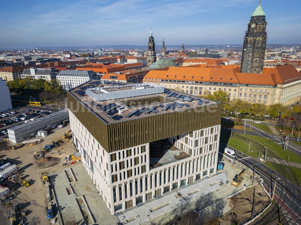 Dresden von oben - Neubau- Baustelle Verwaltungsgebäude der staatlichen Behörde Verwaltungszentrum am Ferdinandplatz in Dresden im Bundesland Sachsen, Deutschland