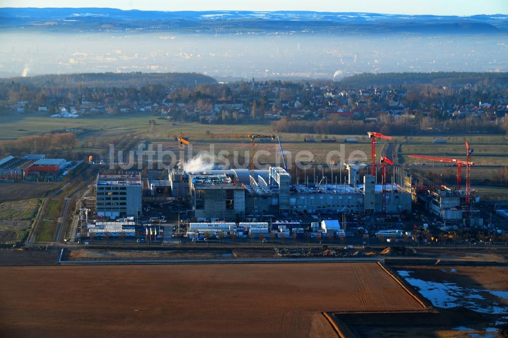 Dresden von oben - Neubau - Baustelle auf dem Werksgelände der Robert Bosch Semiconductor Manufacturing Dresden GmbH im Ortsteil Hellerau in Dresden im Bundesland Sachsen, Deutschland