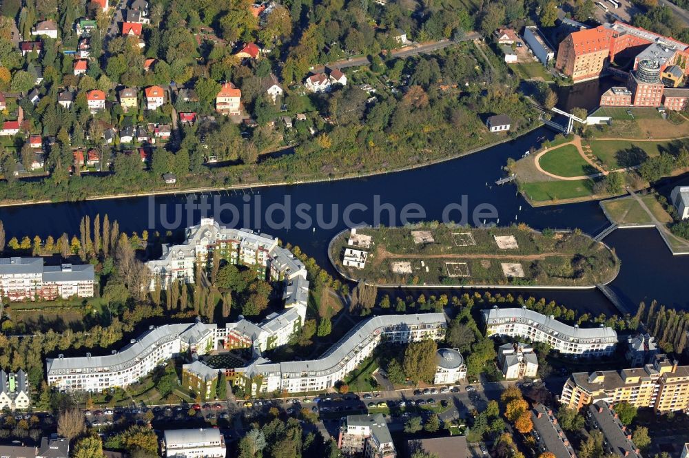 Luftbild Berlin - Neubau- Baustelle zum Wohngebiet der Mehrfamilienhaussiedlung am Tegeler Hafen im Ortsteil Reinickendorf in Berlin, Deutschland