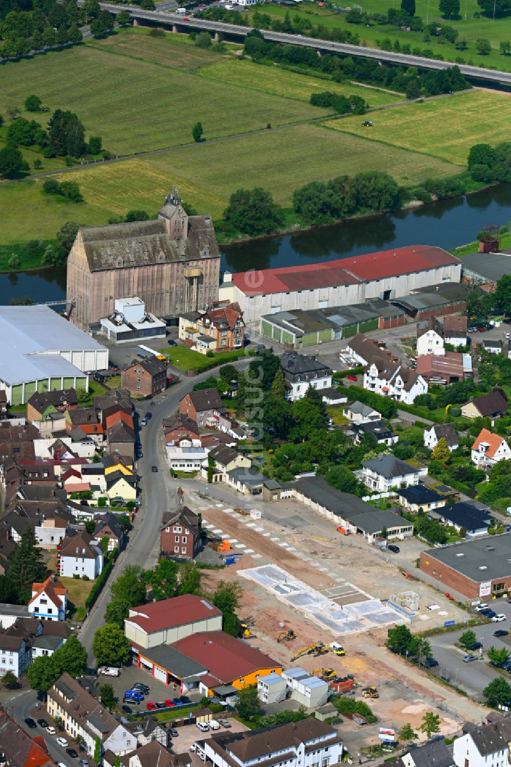 Luftaufnahme Holzminden - Neubau des Betriebshofes der Feuerwehr in Holzminden im Bundesland Niedersachsen, Deutschland