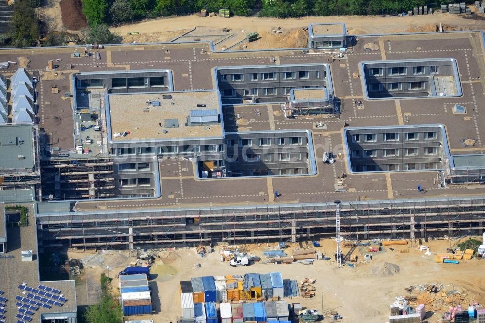 Luftaufnahme Berlin - Neubau einer Bibliothek der Kleinen Fächer und einer naturwissenschaftlichen Bibliothek der Freien Universität an der Fabeckstraße in Berlin Dahlem