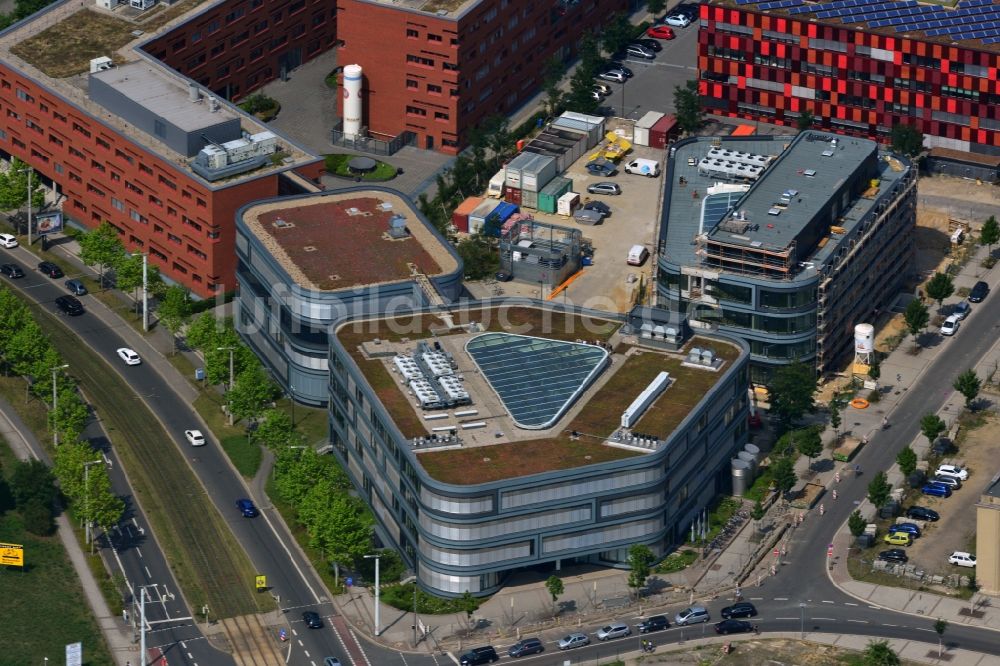 Leipzig aus der Vogelperspektive: Neubau des BioCube der Leipziger Gewerbehof Gesellschaft an der BIO CITY LEIPZIG am Areal des Alten Messegelände Leipzig im Bundesland Sachsen