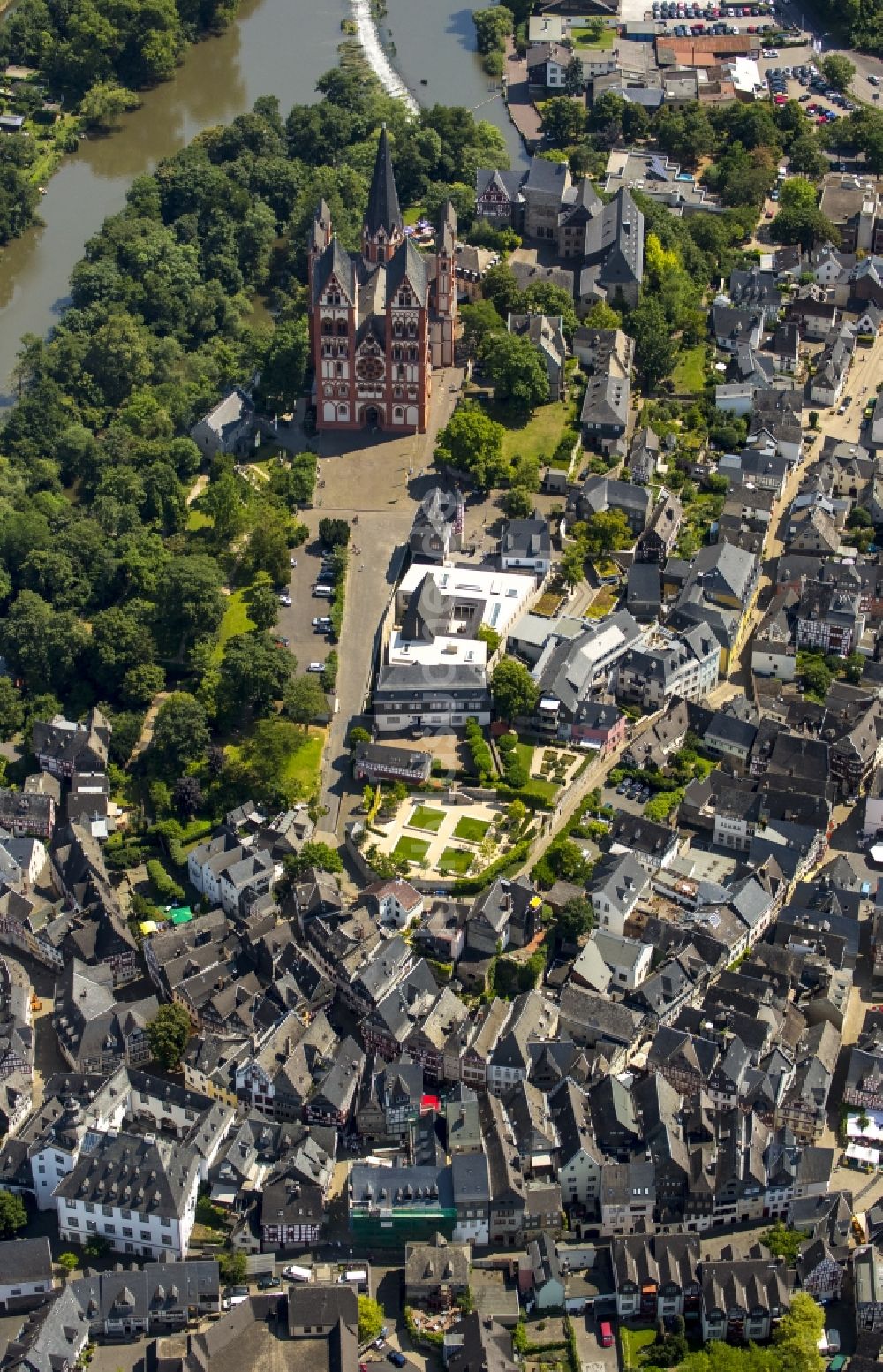 Luftbild Limburg an der Lahn - Neubau des Bischofssitzes am Domplatz in Limburg an der Lahn im Bundesland Hessen