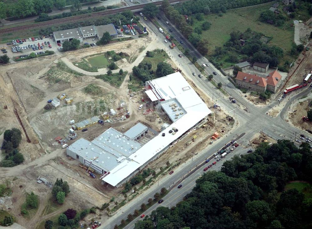 Luftbild Berlin - Biesdorf - Neubau eines BMW - Autohauses an der B1 in Biesdorf