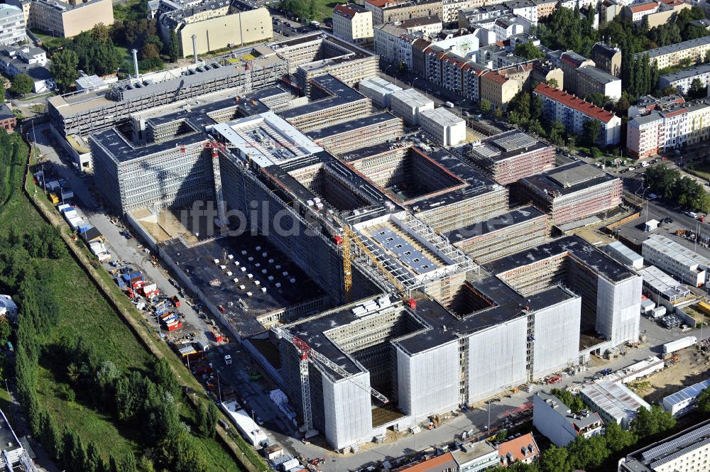 Luftaufnahme Berlin - Neubau der BND-Zentrale in Berlin-Mitte