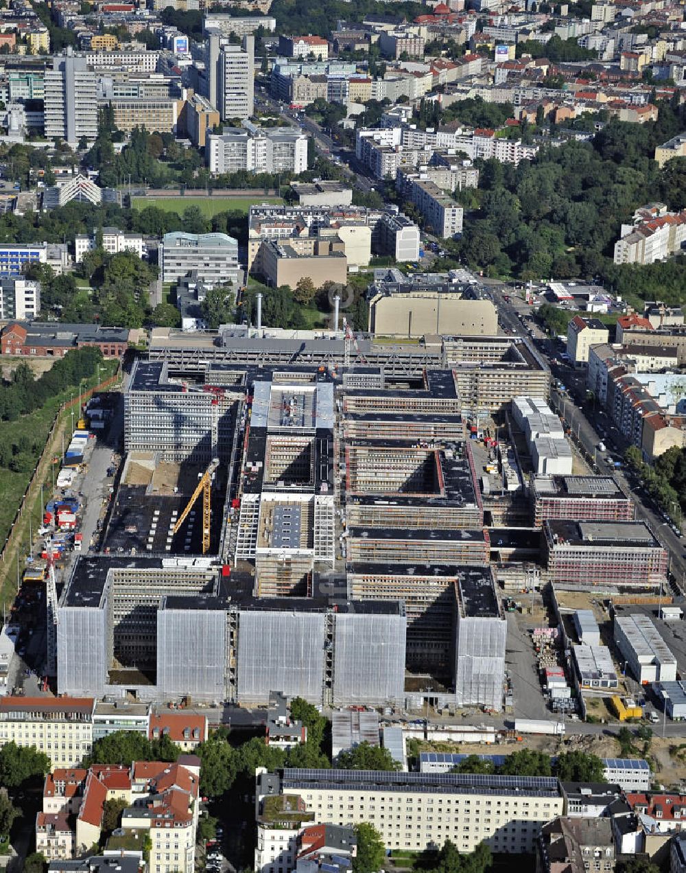 Luftaufnahme Berlin - Neubau der BND-Zentrale in Berlin-Mitte