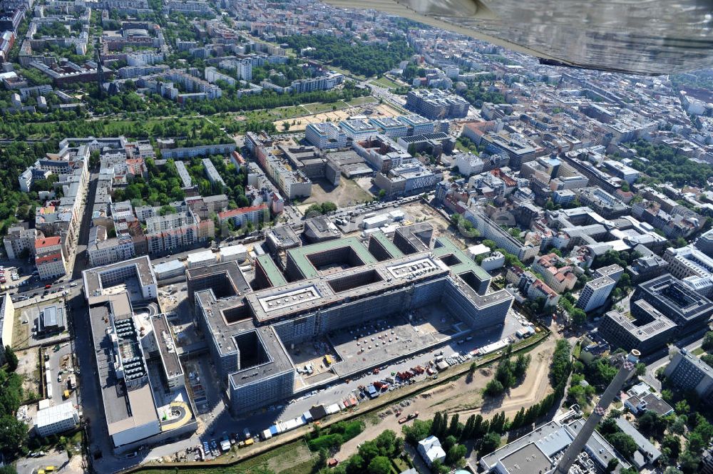 Luftbild Berlin Mitte - Neubau der BND-Zentrale in Berlin-Mitte an der Chausseestraße