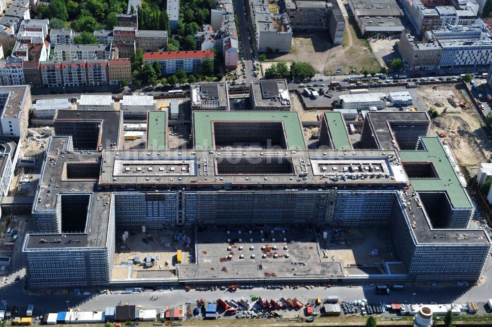 Berlin Mitte aus der Vogelperspektive: Neubau der BND-Zentrale in Berlin-Mitte an der Chausseestraße