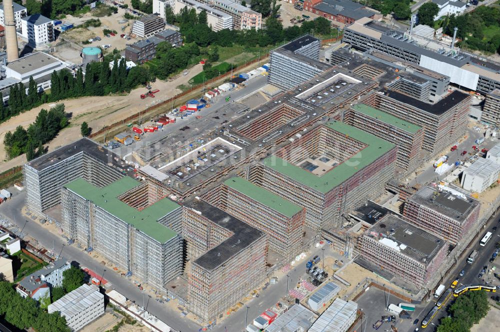 Berlin Mitte aus der Vogelperspektive: Neubau der BND-Zentrale in Berlin-Mitte an der Chausseestraße