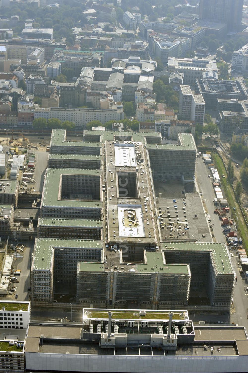 Luftaufnahme Berlin Mitte - Neubau der BND-Zentrale in Berlin-Mitte an der Chausseestraße