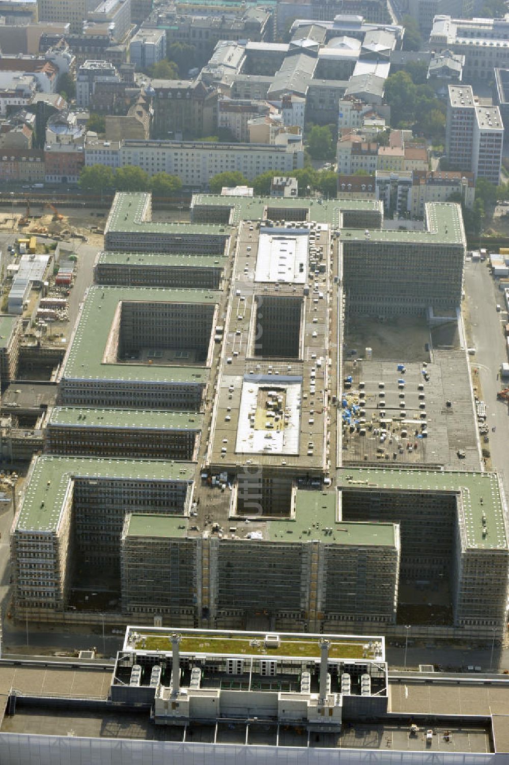 Berlin Mitte von oben - Neubau der BND-Zentrale in Berlin-Mitte an der Chausseestraße