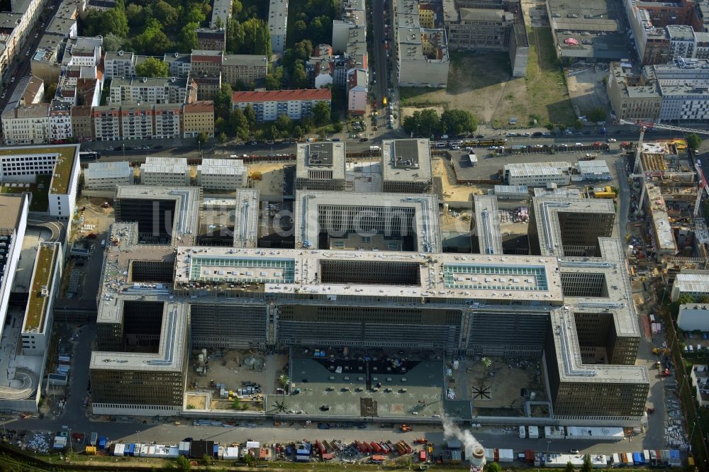 Luftaufnahme Berlin - Neubau der BND-Zentrale in Berlin-Mitte an der Chausseestraße in der Hauptstadt