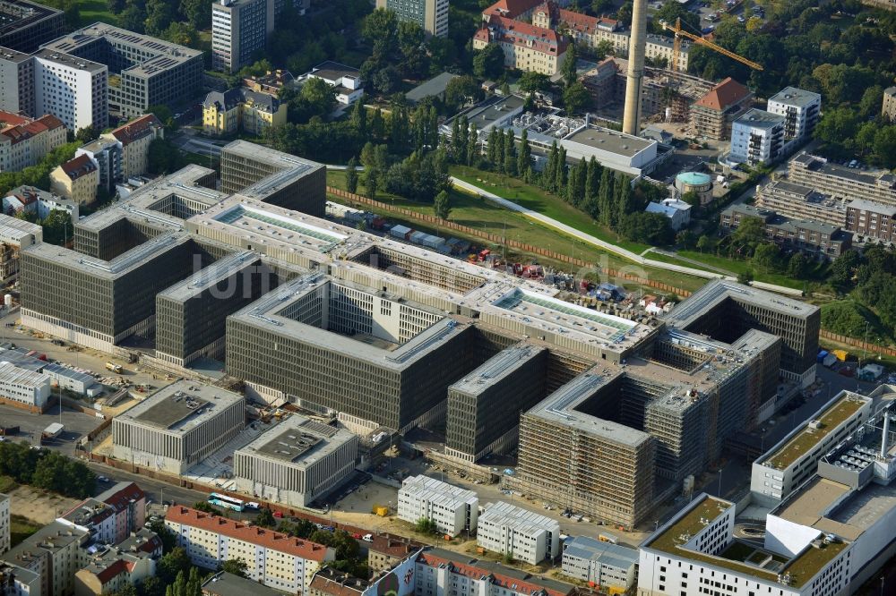 Berlin aus der Vogelperspektive: Neubau der BND-Zentrale in Berlin-Mitte an der Chausseestraße in der Hauptstadt