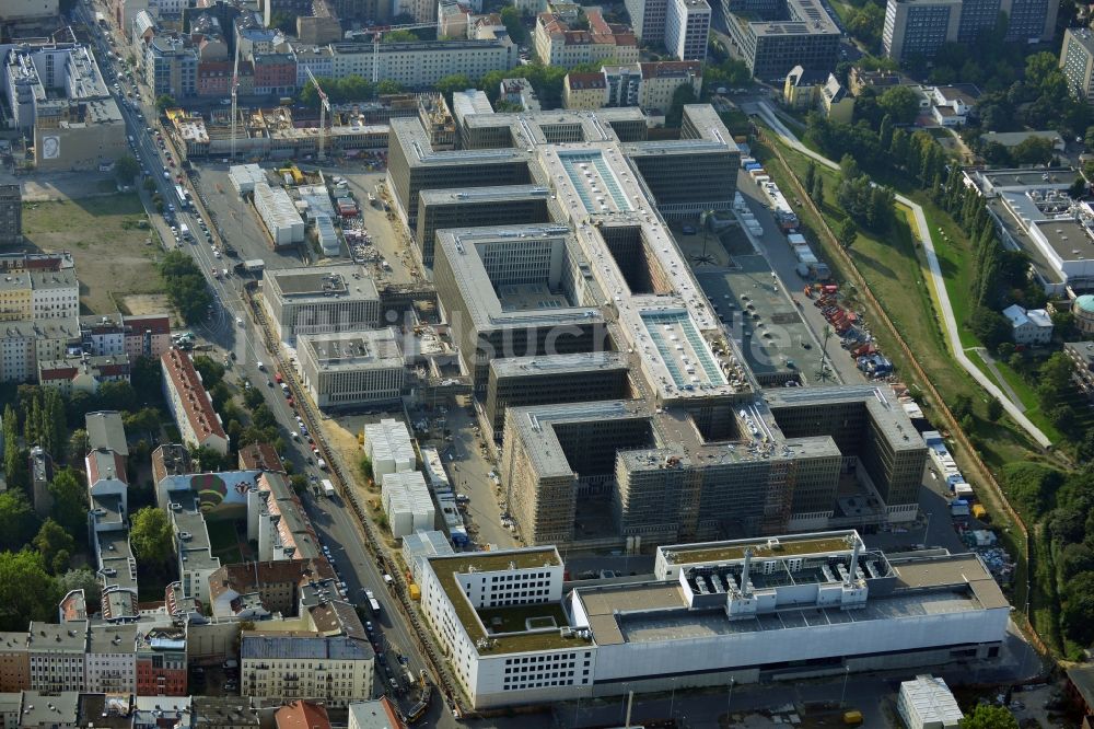 Luftaufnahme Berlin - Neubau der BND-Zentrale in Berlin-Mitte an der Chausseestraße in der Hauptstadt