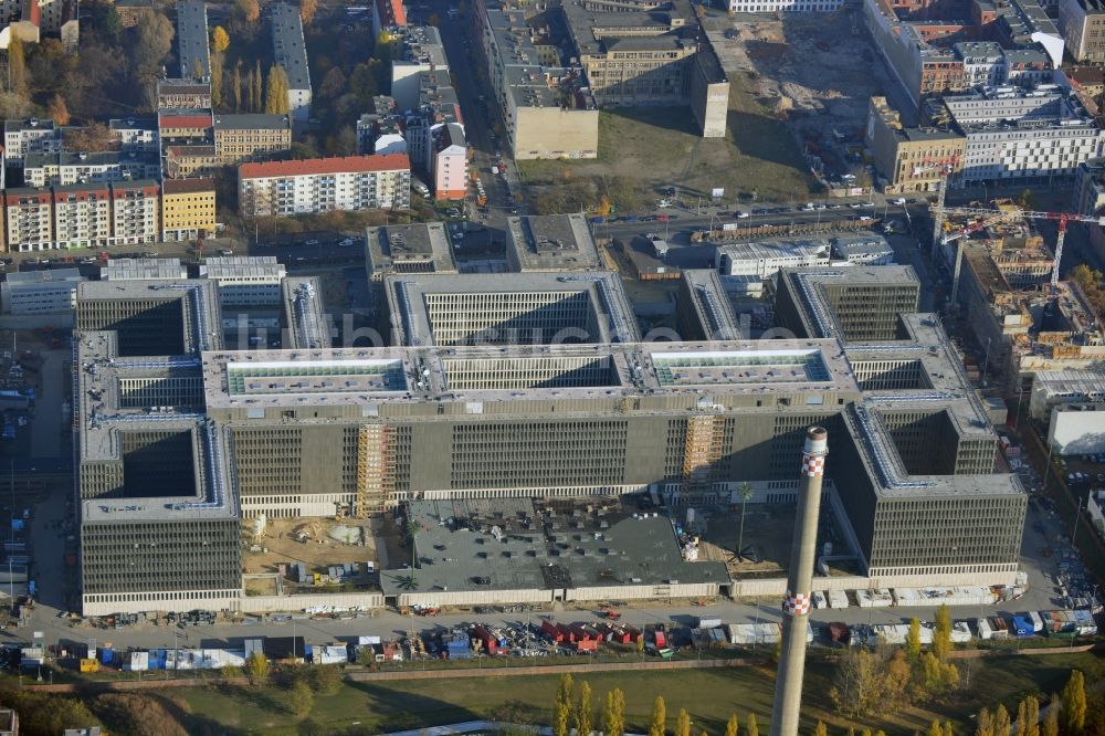 Berlin aus der Vogelperspektive: Neubau der BND-Zentrale in Berlin-Mitte an der Chausseestraße in der Hauptstadt Berlin