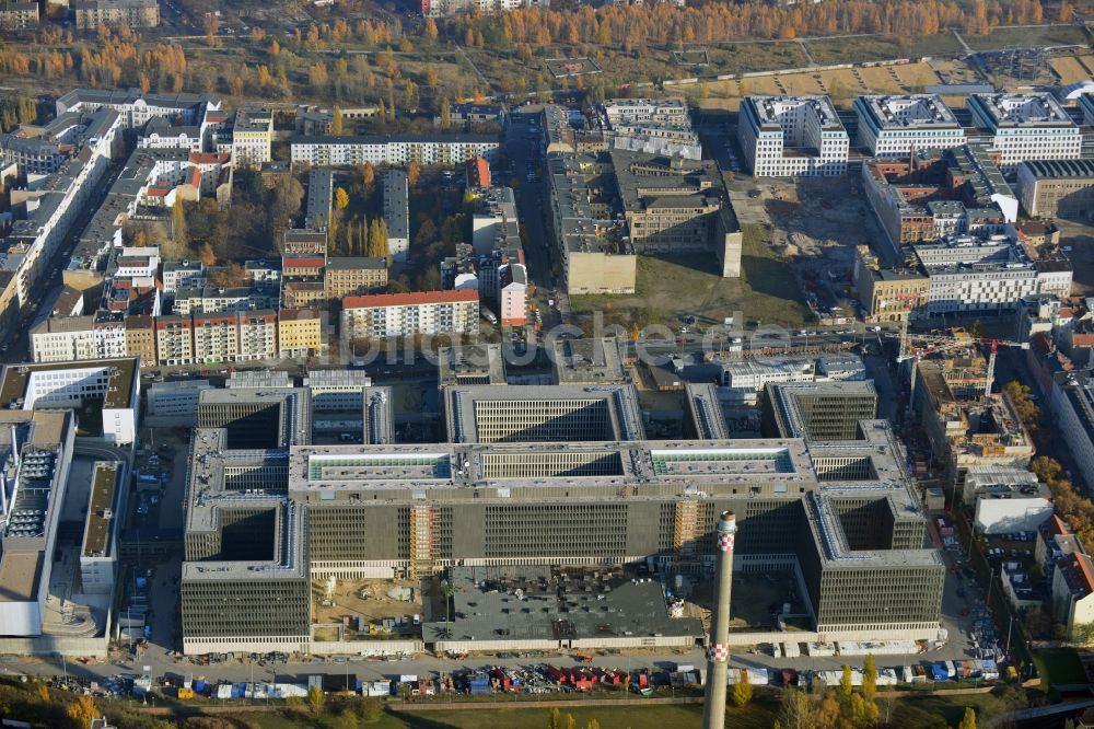 Luftbild Berlin - Neubau der BND-Zentrale in Berlin-Mitte an der Chausseestraße in der Hauptstadt Berlin