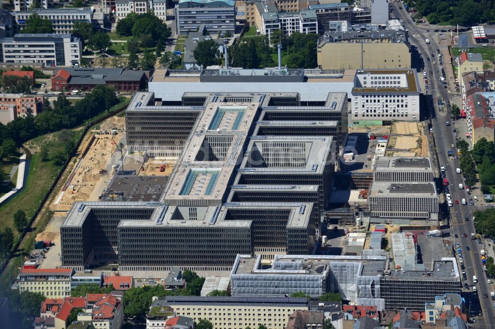 Luftbild Berlin - Neubau der BND-Zentrale in Berlin-Mitte an der Chausseestraße in der Hauptstadt Berlin