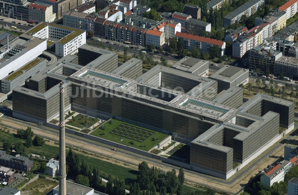 Luftbild Berlin - Neubau der BND-Zentrale in Berlin-Mitte an der Chausseestraße in der Hauptstadt Berlin