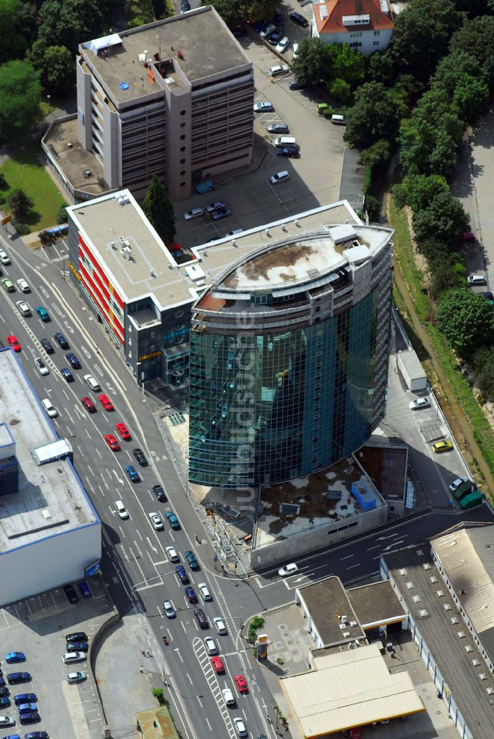 Würzburg von oben - Neubau eines Büro- und Geschäftsgebäudes