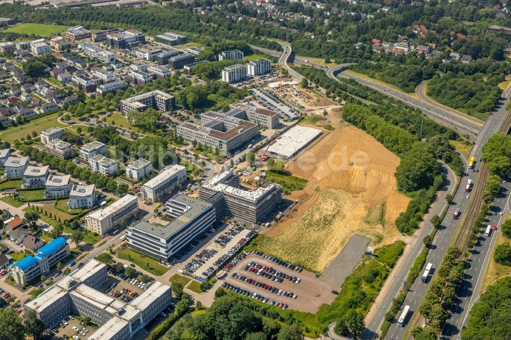 Dortmund von oben - Neubau eines Büro- und Geschäftshauses der adesso AG an der Stockholmer Allee in Dortmund im Bundesland Nordrhein-Westfalen, Deutschland