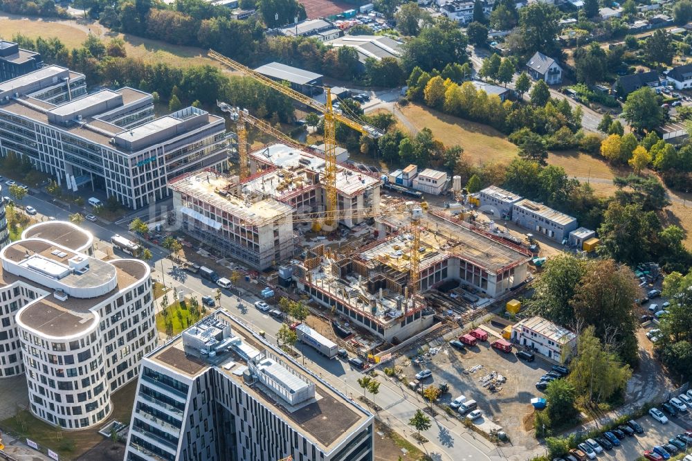 Luftaufnahme Düsseldorf - Neubau eines Büro- und Geschäftshauses Airport Office Six im Ortsteil Lohausen in Düsseldorf im Bundesland Nordrhein-Westfalen, Deutschland