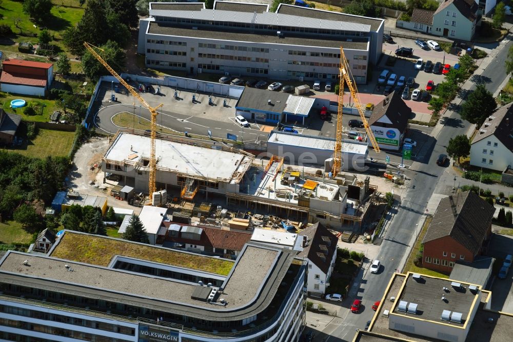 Luftaufnahme Wolfsburg - Neubau eines Büro- und Geschäftshauses an der Alessandro-Volta-Straße in Wolfsburg im Bundesland Niedersachsen, Deutschland