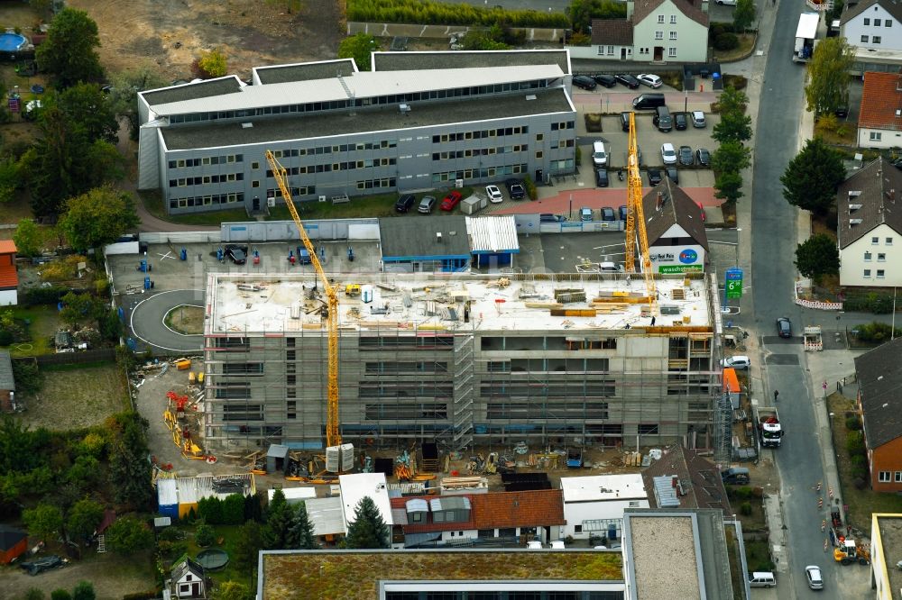 Wolfsburg von oben - Neubau eines Büro- und Geschäftshauses an der Alessandro-Volta-Straße in Wolfsburg im Bundesland Niedersachsen, Deutschland