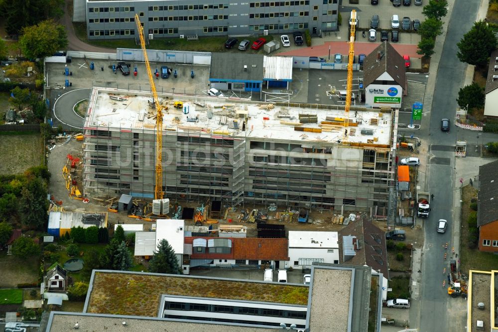 Luftbild Wolfsburg - Neubau eines Büro- und Geschäftshauses an der Alessandro-Volta-Straße in Wolfsburg im Bundesland Niedersachsen, Deutschland