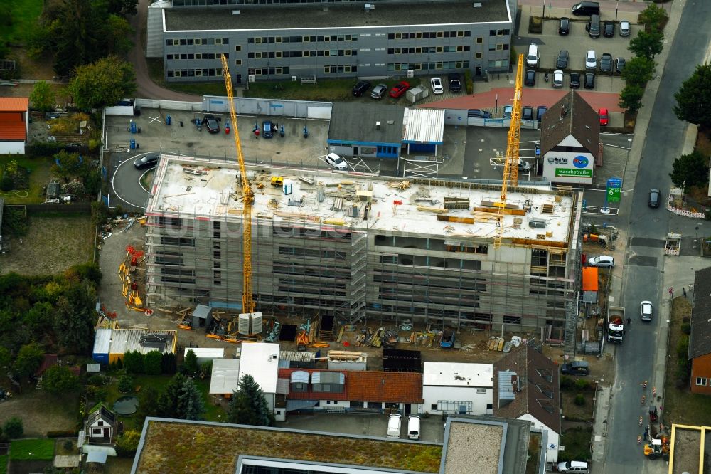 Luftaufnahme Wolfsburg - Neubau eines Büro- und Geschäftshauses an der Alessandro-Volta-Straße in Wolfsburg im Bundesland Niedersachsen, Deutschland