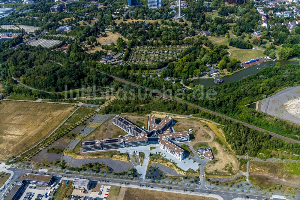 Dortmund aus der Vogelperspektive: Neubau eines Büro- und Geschäftshauses der Amprion GmbH im Technologiepark Phoenix-West im Ortsteil Hörde in Dortmund im Bundesland Nordrhein-Westfalen