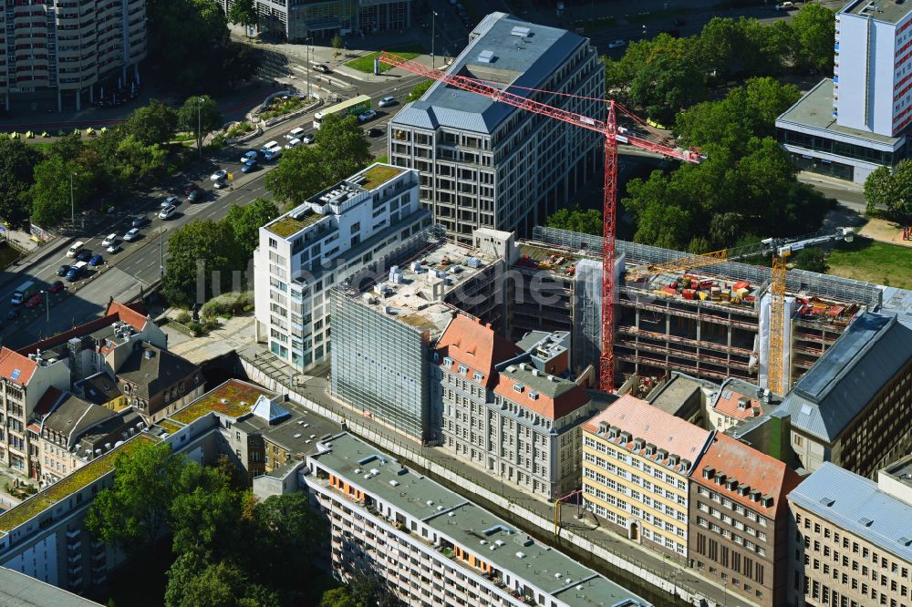 Berlin von oben - Neubau eines Büro- und Geschäftshauses des Auswärtigen Amtes im Ortsteil Mitte in Berlin, Deutschland