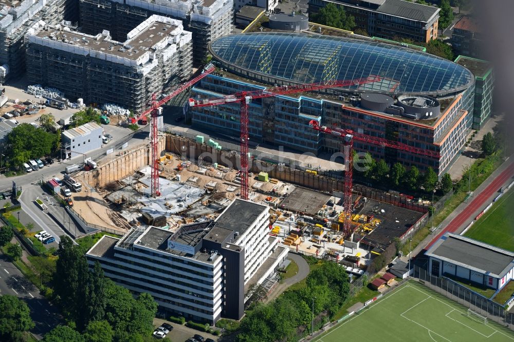 Luftaufnahme Düsseldorf - Neubau eines Büro- und Geschäftshauses der Becken Holding GmbH an der Schwannstraße in Düsseldorf im Bundesland Nordrhein-Westfalen, Deutschland