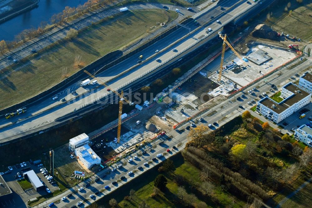 Berlin von oben - Neubau eines Büro- und Geschäftshauses Brain Box Berlin in Berlin-Adlershof, Deutschland