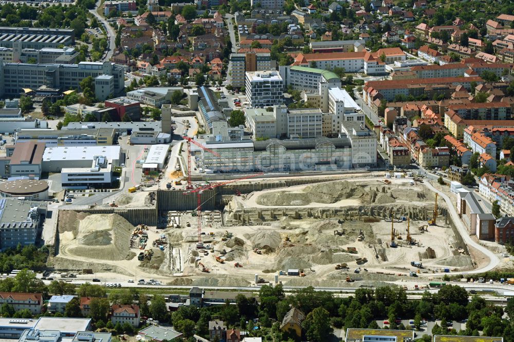 Jena von oben - Neubau eines Büro- und Geschäftshauses der Carl Zeiss AG in Jena im Bundesland Thüringen, Deutschland