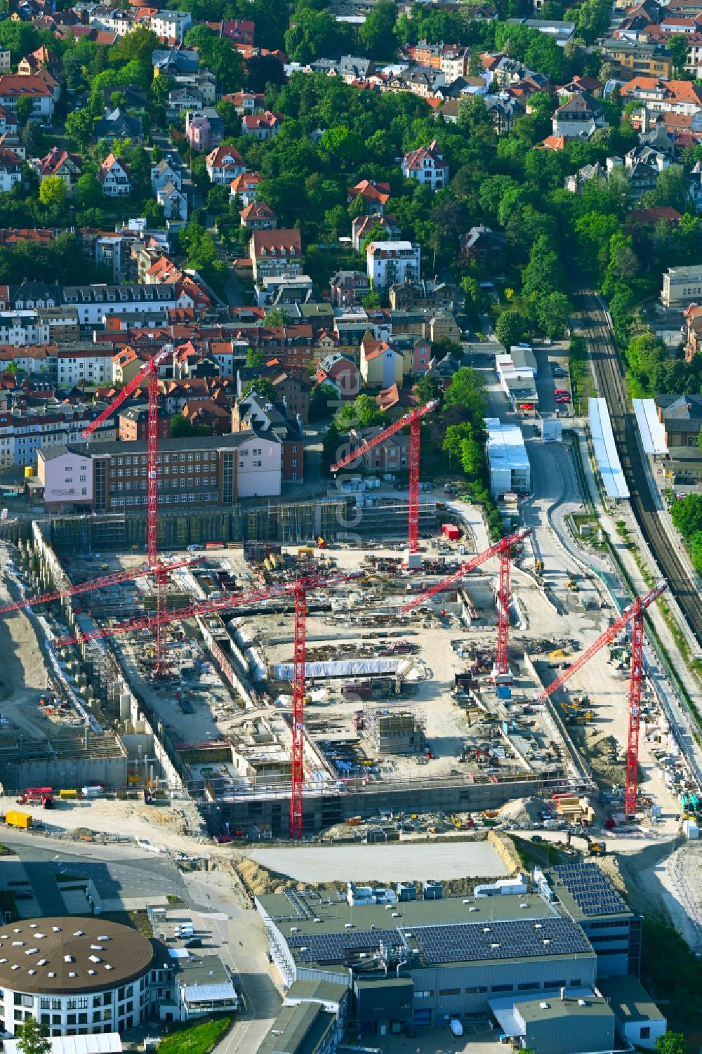 Luftaufnahme Jena - Neubau eines Büro- und Geschäftshauses der Carl Zeiss AG in Jena im Bundesland Thüringen, Deutschland