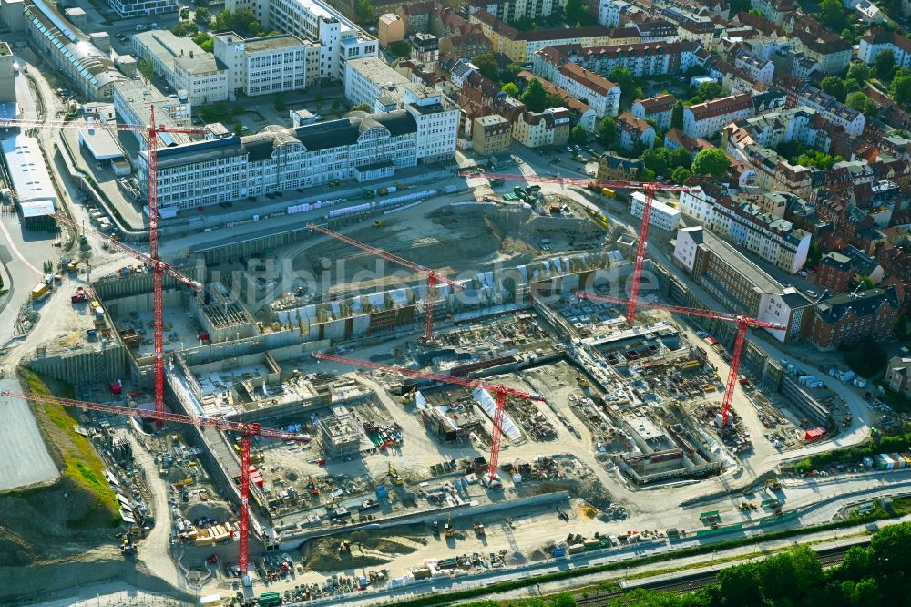 Jena von oben - Neubau eines Büro- und Geschäftshauses der Carl Zeiss AG in Jena im Bundesland Thüringen, Deutschland